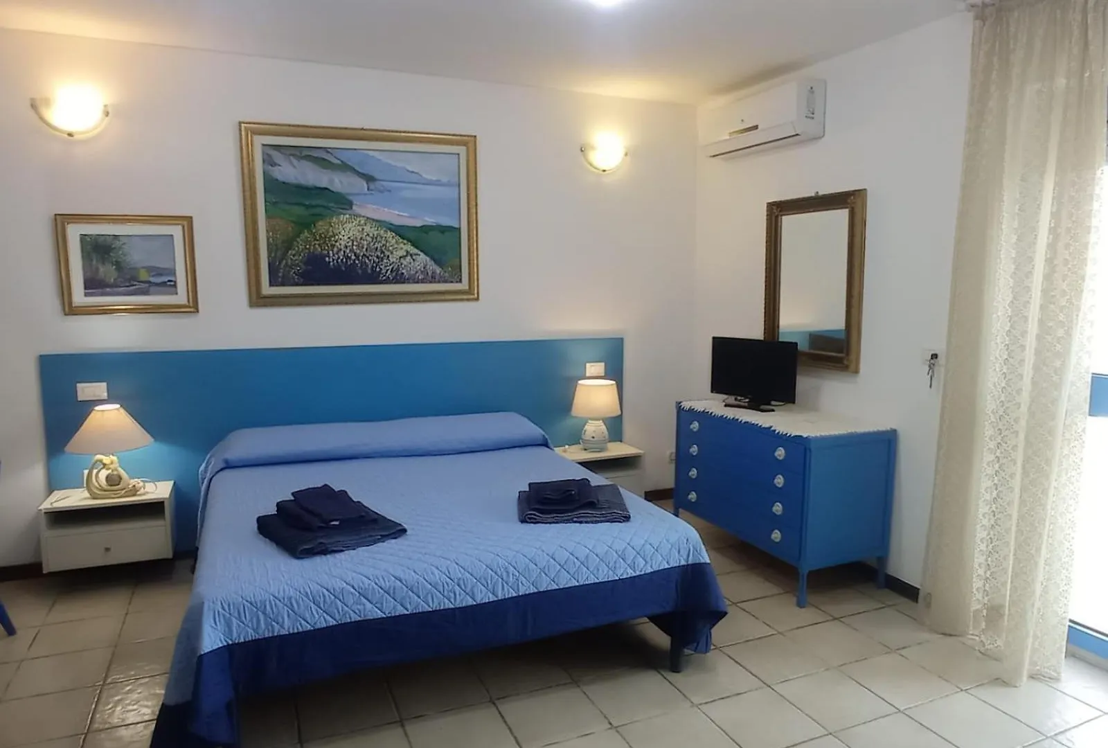 Villa Teodora Alghero 0*,  Włochy